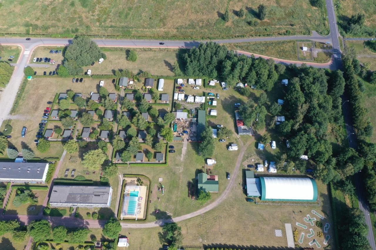 Nalu Glamp Hotel Ujście-Darłowskie Eksteriør billede